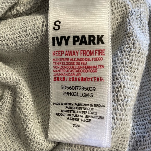 Ivy Park by Beyoncé Grey Oversized Short Sleeve Hoodie Size Small - Picture 10 of 13